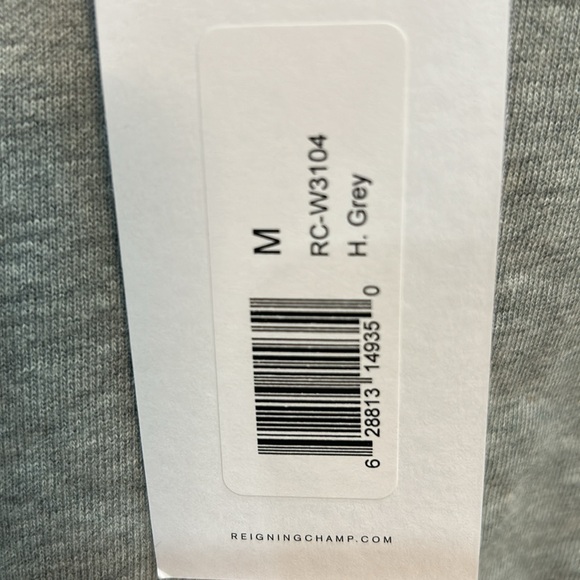 Reigning champ crop hoodie - Picture 3 of 5